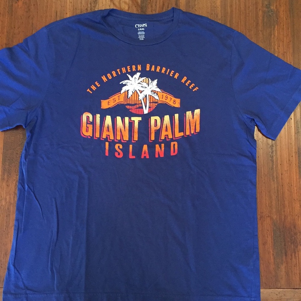 Chaps Short Sleeve T-shirt.